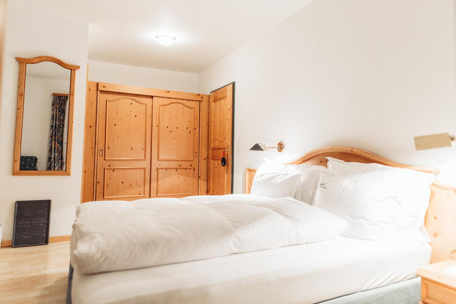 Hotel Spescha Lenzerheide Rum bild
