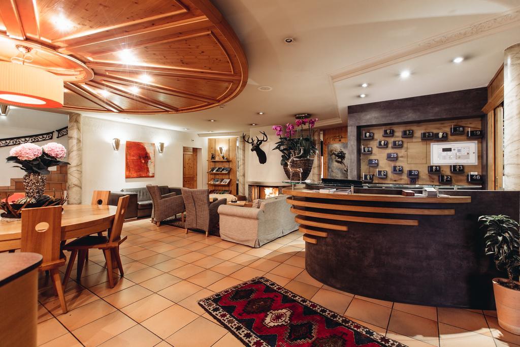 Hotel Spescha Lenzerheide Exteriör bild